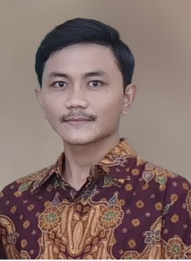 YOGI ISKANDAR